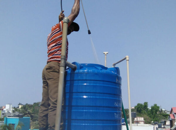 شركة تنظيف خزانات المياه بالرياض | 0510302968
